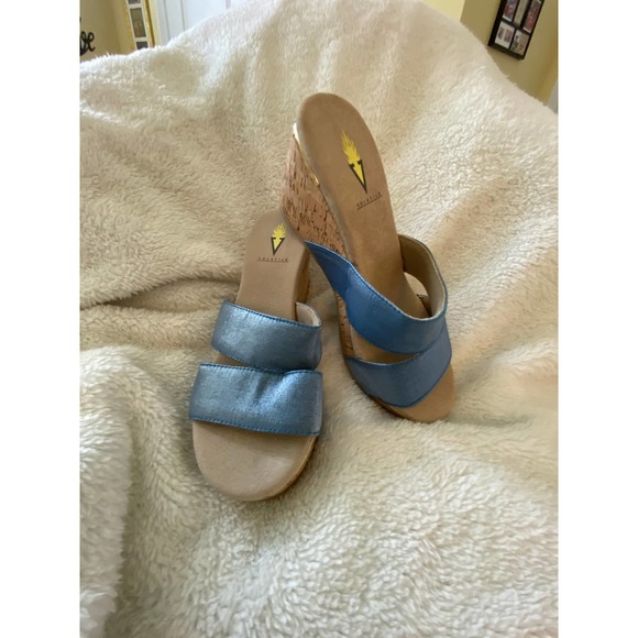 Volatile 7 Blue Fabric Wedge Slip On